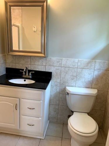 12 Burning Tree Rd, Natick MA  01760-3245 exterior