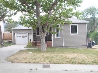 415 Herzog Blvd, Yreka, CA 96097-2607