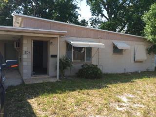 804 Hickory St, Melbourne, FL 32901-1960