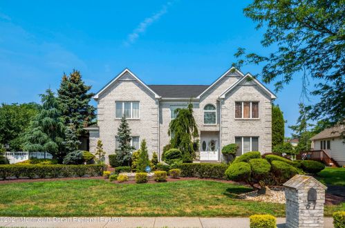 57 Stony Hill Dr, Morganville, NJ 07751-1176