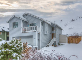 332 Prospect St, Holden Village, WA 98816-9185