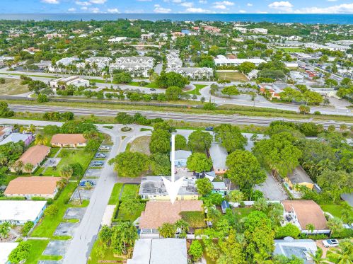 250 10th St, Delray Beach FL  33444-4048 exterior