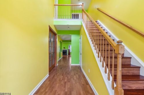 22 Autumn Ridge Rd, Greystone Park NJ  07950-1194 exterior