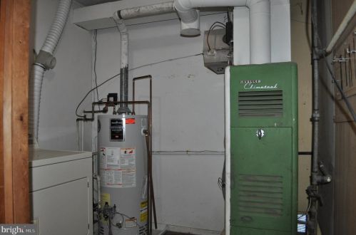 142 Gable Rd, Paoli PA  19301-1848 exterior