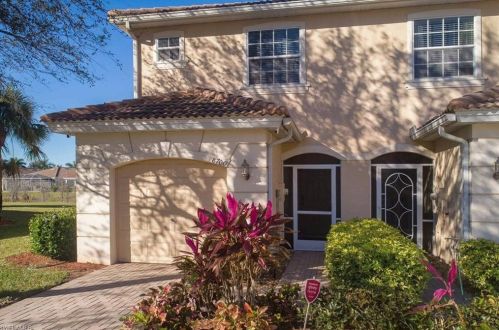 8700 Athena Ct, Lehigh Acres, FL 33971-3774