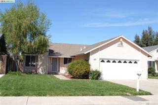 315 Burbank Rd, Antioch, CA 94509-5009