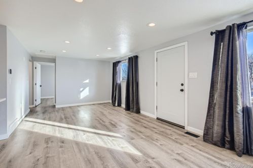 8821 Ithaca Way, Westminster CO 80031-3343 exterior