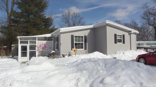 127 Howard Ave, Waterbury, CT 06712-1888