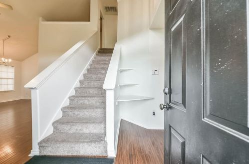 904 Robinson Rd, Morgans Point TX  77571-9528 exterior