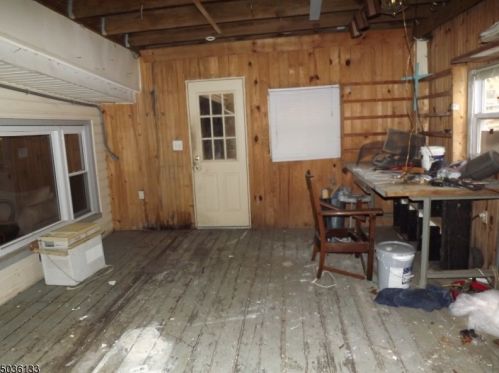 10 Bush St, Oxford NJ  07863-3001 exterior