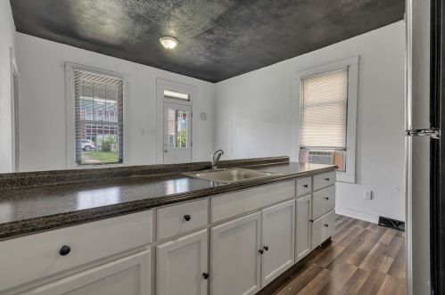 307 Maplewood Ave, Ambridge PA 15003-2519 exterior