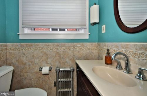 607 Noble St, Norristown PA  19401-5530 exterior