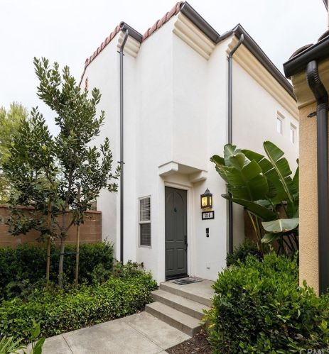 216 Firefly, Irvine, CA 92618-8885