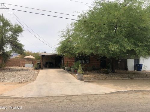 1615 Santa Rosa Ave, Tucson, AZ 85712-4038