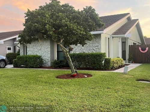 2650 Egret Pond Cir, Palm City, FL 34990-2537
