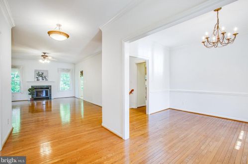 4204 Crooked Stick Ct, Fredericksburg VA  22408-9215 exterior