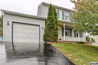 15 Pine Ridge Cir, West Enola, PA 17025-2056