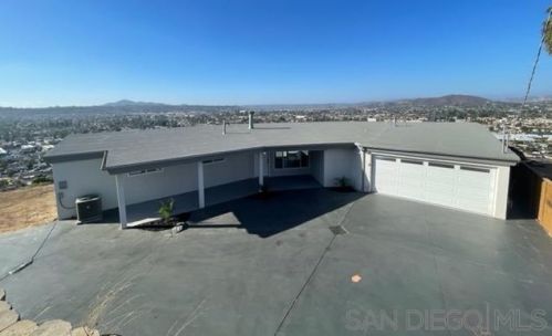 1110 Monterey Dr, El Cajon CA  92020-6718 exterior