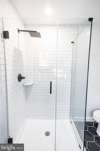 415 Liberty St, Charles Town WV  25414-1827 exterior