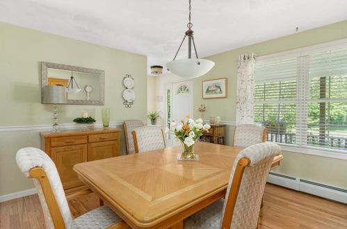 43 Ginger Trl, Coventry RI 02816-8262 exterior