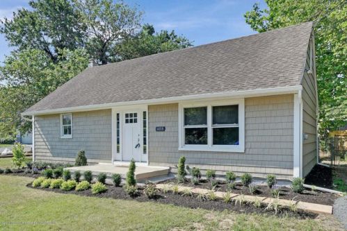 408 Lake Shore Dr, Bricktown, NJ 08723-6016