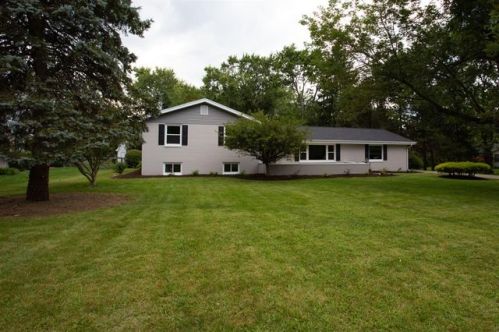 612 Kenridge Dr, Liberty Township, OH 45042