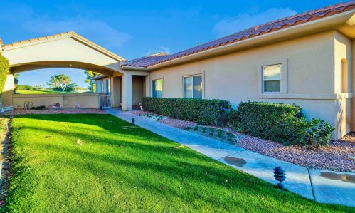 143 Kavenish Dr, Rancho Mirage, CA 92270-3245