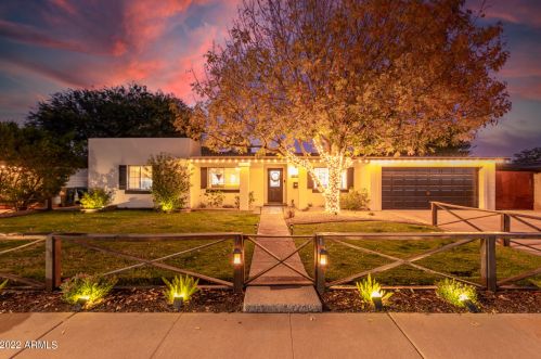 11605 37th Pl, Phoenix, AZ 85028-2130