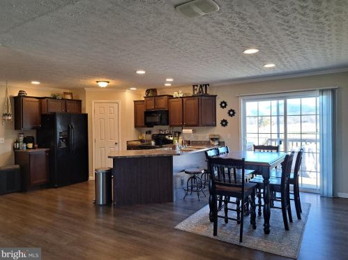 921 Fairview Rd, Richmond National Battlefiel VA  22835-5605 exterior