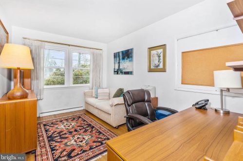 10 Cliffe Dr, Wilmington DE  19809-1602 exterior