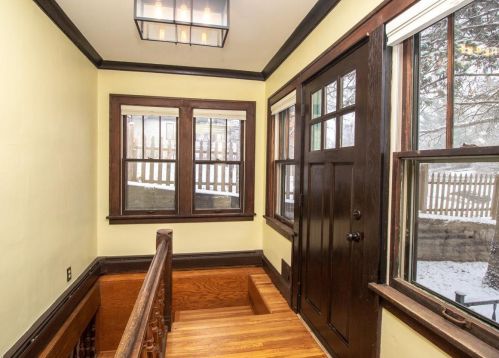 2381 Carter Ave, Saint Paul, MN 55108-1625