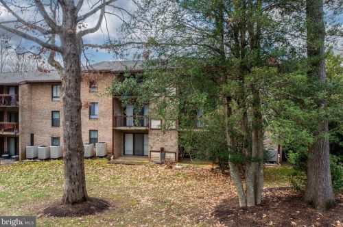 11641 Stoneview Sq, Herndon, VA 20191-2940
