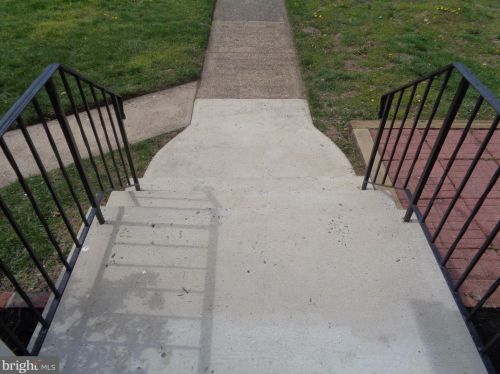 2316 Lexington Ave, Camden NJ  08110-1940 exterior