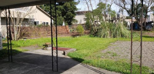 530 Hendley St, Santa Rosa CA  95404-5071 exterior