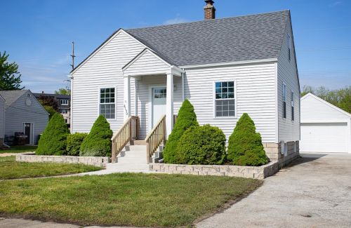 8150 Harrison Ave, Hammond IN  46321-1619 exterior