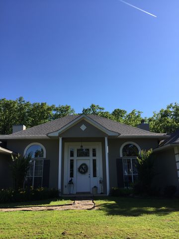 1221 Hendrix Cir, Greenwood, AR 72936-5612