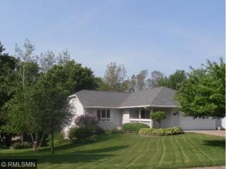 495 Flora St, Prescott, WI 54021-1958