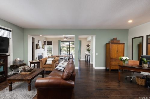 7 Ironwood Cir, Trabuco Canyon, CA 92679-4159