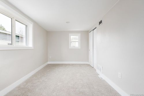 645 Newton St, Denver CO  80219-2631 exterior