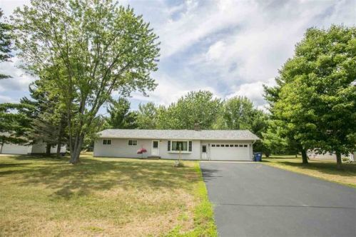 2077 James St, Peplin, WI 54455-9058