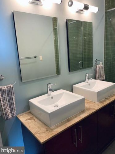 1247 Columbia Ave, Philadelphia PA 19125-3935 exterior