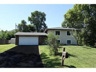 1854 Jade Ln, Saint Paul, MN 55122-2101