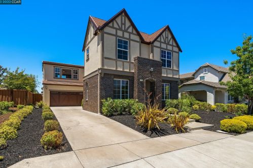 2115 Carmenere St, Danville, CA 94506-1935