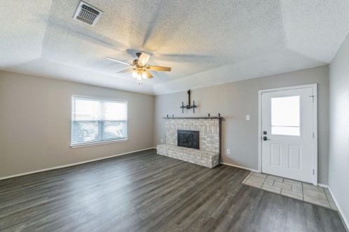 4628 River Park Dr, Fort Worth, TX 76137