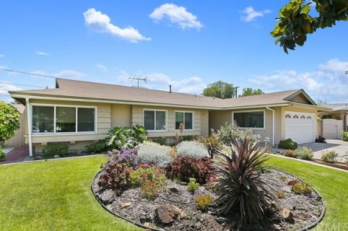 208 Hannah Way, Placentia, CA 92870-4636