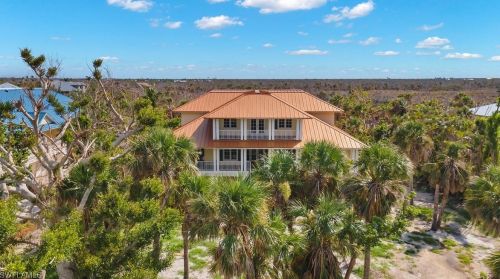 4340 Gulf Dr, Sanibel, FL 33957-5106