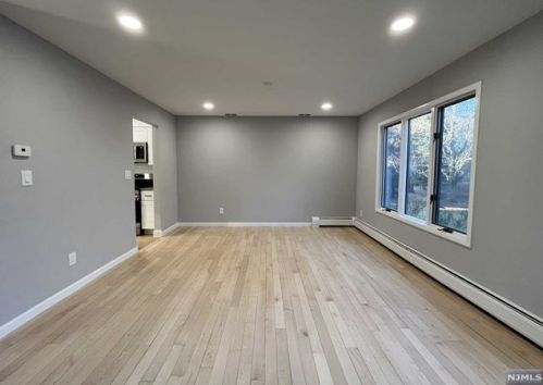 110 Aspen Ct, Norwood, NJ 07648-2005