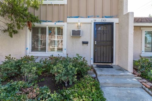 2305 Onondaga Ave, Placentia, CA 92870-1627