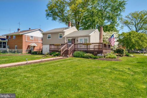 1604 Holmes Ave, Prospect Park, PA 19076-1020