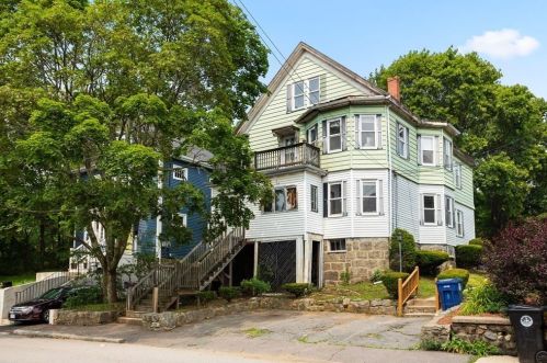 71 Proctor St, Salem, MA 01970-2108